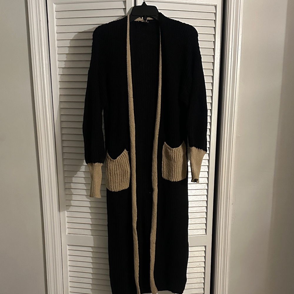 Black and Tan Women's Maxi Length Sweater Cardigan